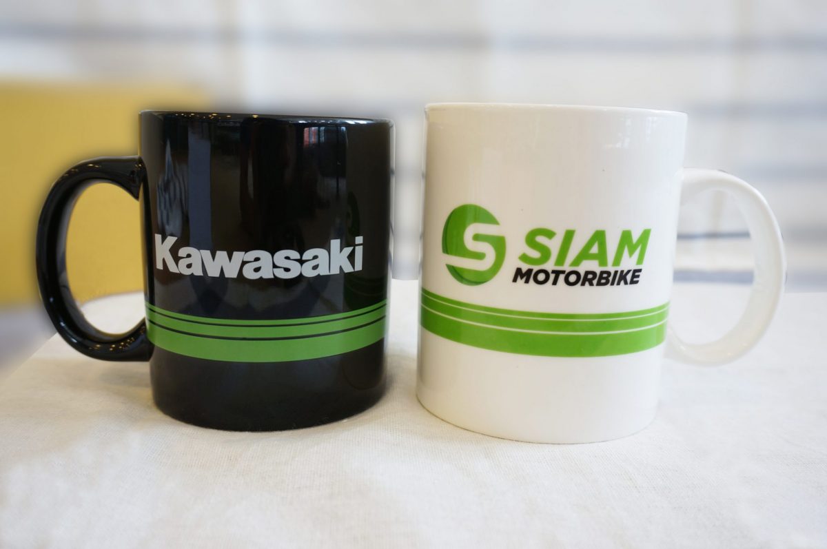 ตัวอย่างแก้วมัคติดโลโก้ Mug Screen Logo
