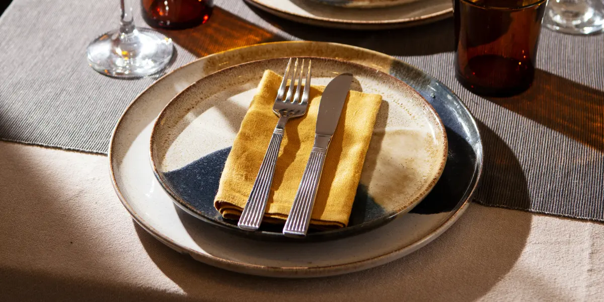 4 key elements about restaurant table setting 5 สิ่งที่ต้องมีในการจัดโต๊ะอาหาร